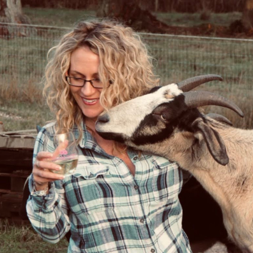 Founder & Treasurer Danelle Knutson of Barn Stars Animal Rescue Founder & Treasurer Danelle Knutson of Barn Stars Animal Rescue, website client of Hummingbird Marketing Services